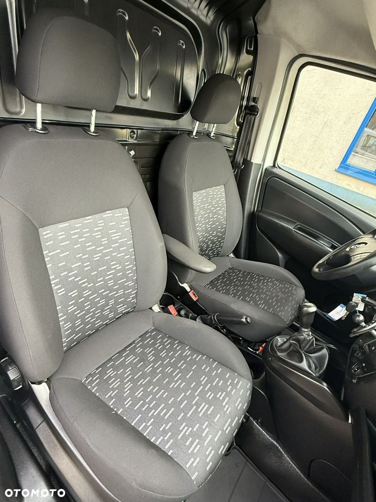 Opel Combo - 9