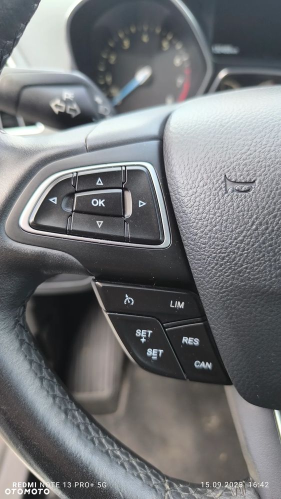 Ford C-MAX 1.6 Titanium - 31