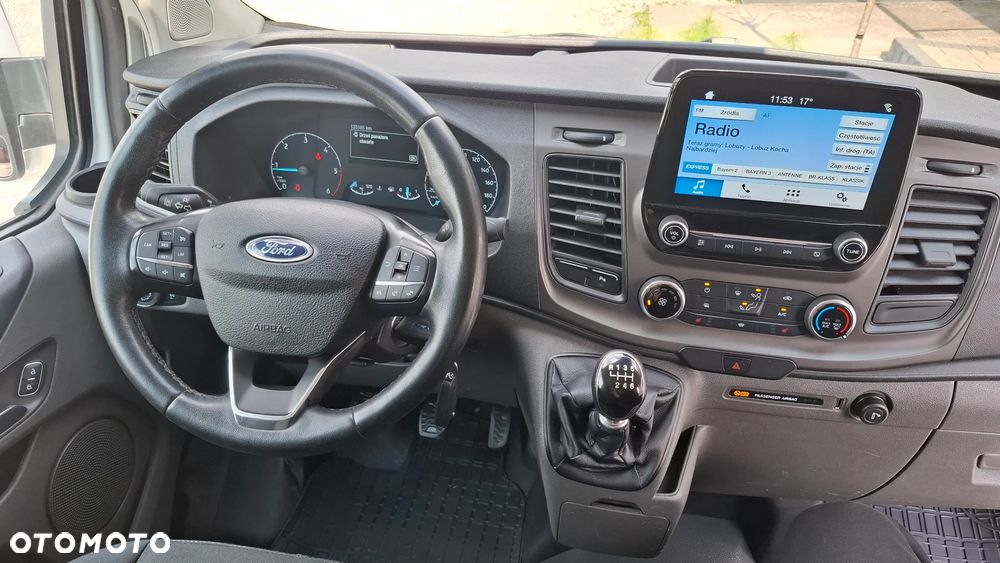 Ford TRANSIT CUSTOM - 18