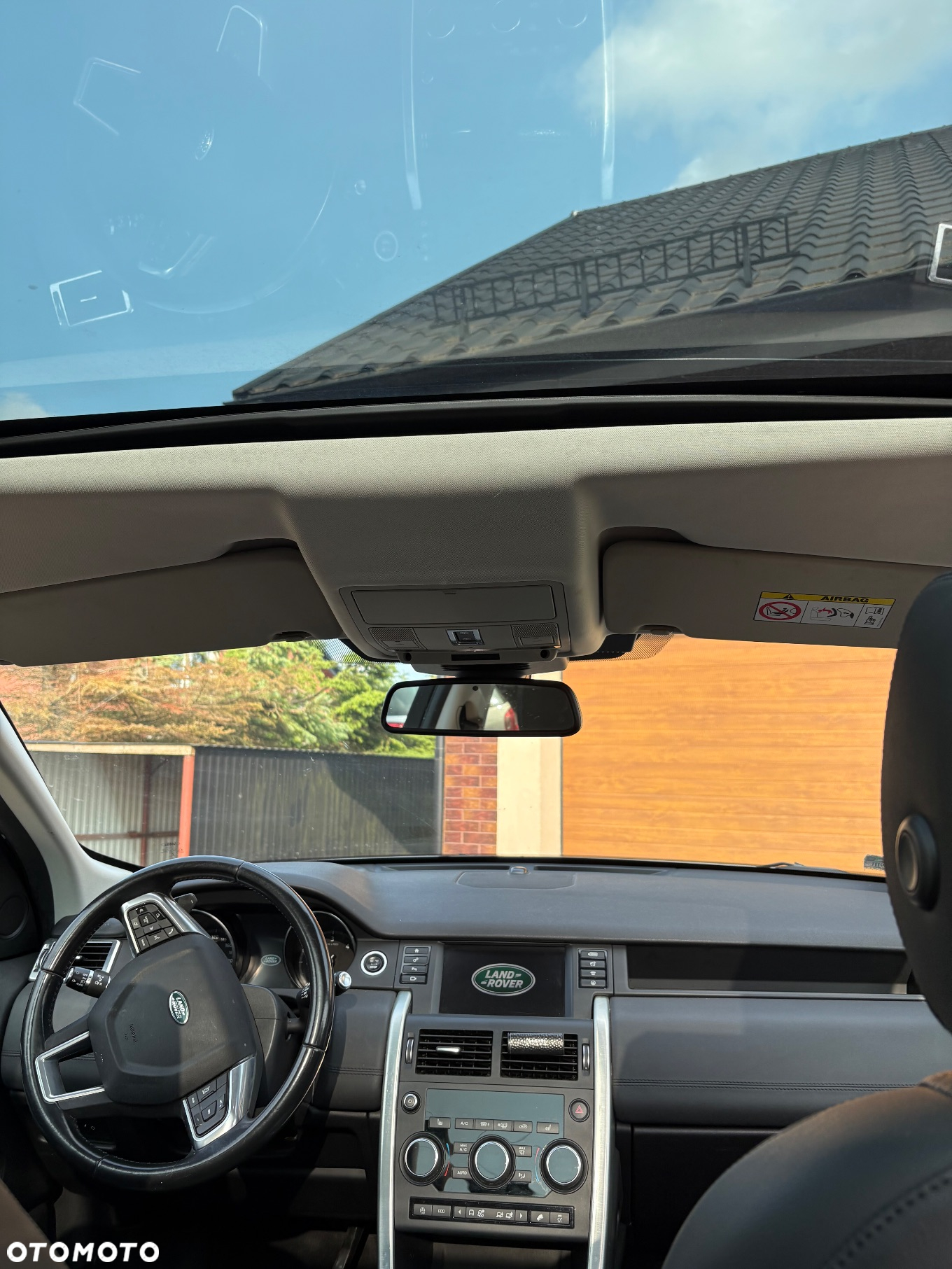 Land Rover Discovery Sport - 11
