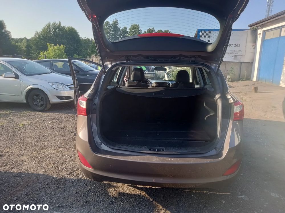Hyundai i30 1.4 Classic + - 7