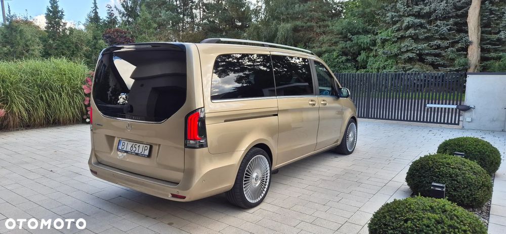 Mercedes-Benz Klasa V 300 d 9G-Tronic Avantgarde (długi) - 4