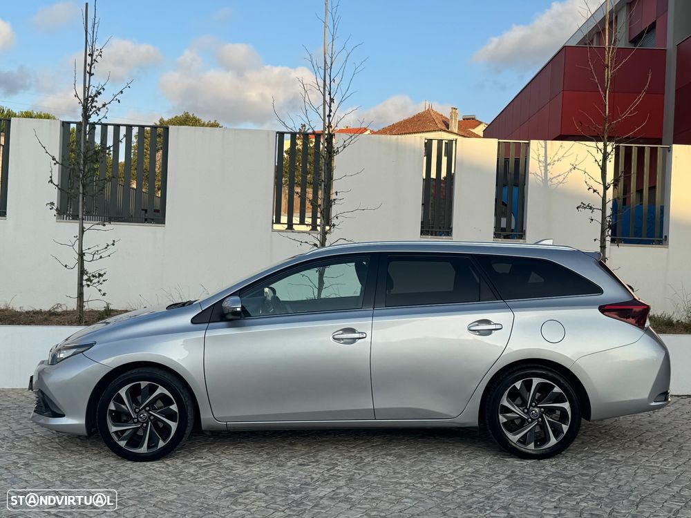 Toyota Auris Touring Sports 1.2T Comfort+Pack Sport - 5