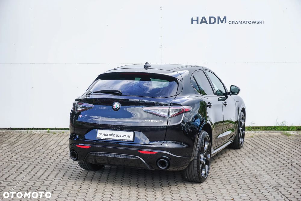 Alfa Romeo Stelvio 2.0 Turbo Competizione Q4 - 8