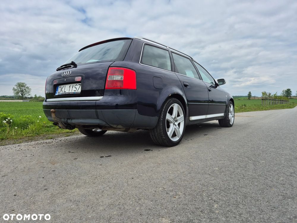 Audi A6 Avant 2.7T Quattro - 7