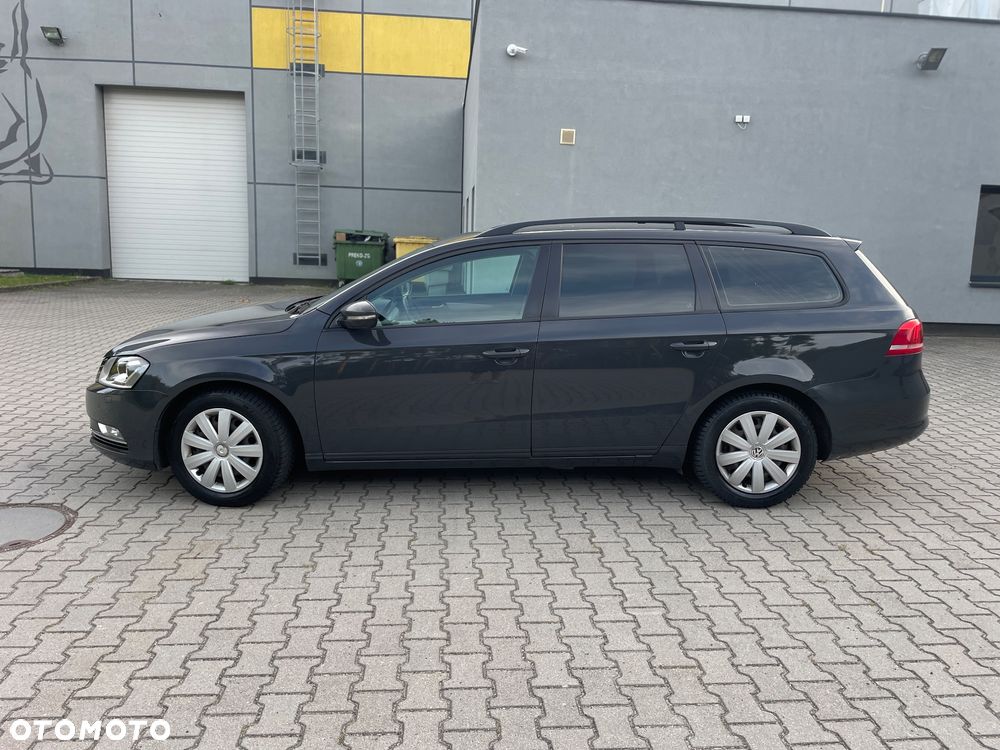 Volkswagen Passat - 2
