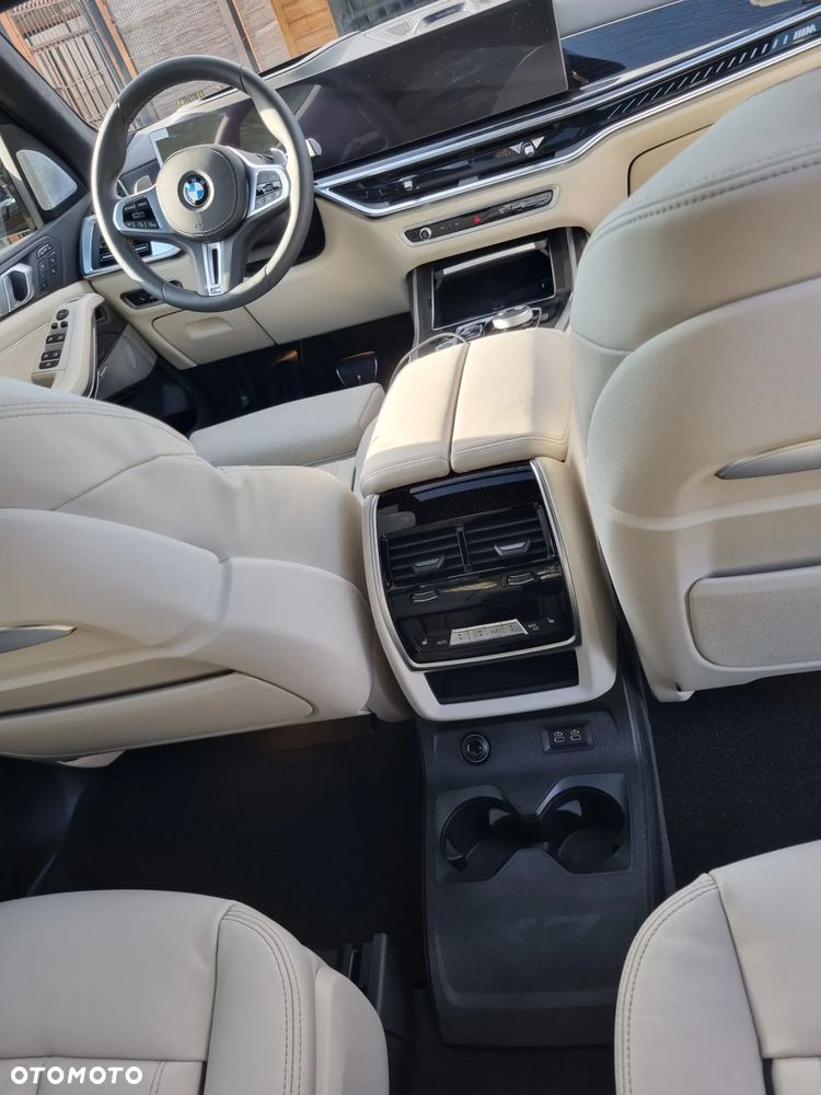 BMW X7 - 20