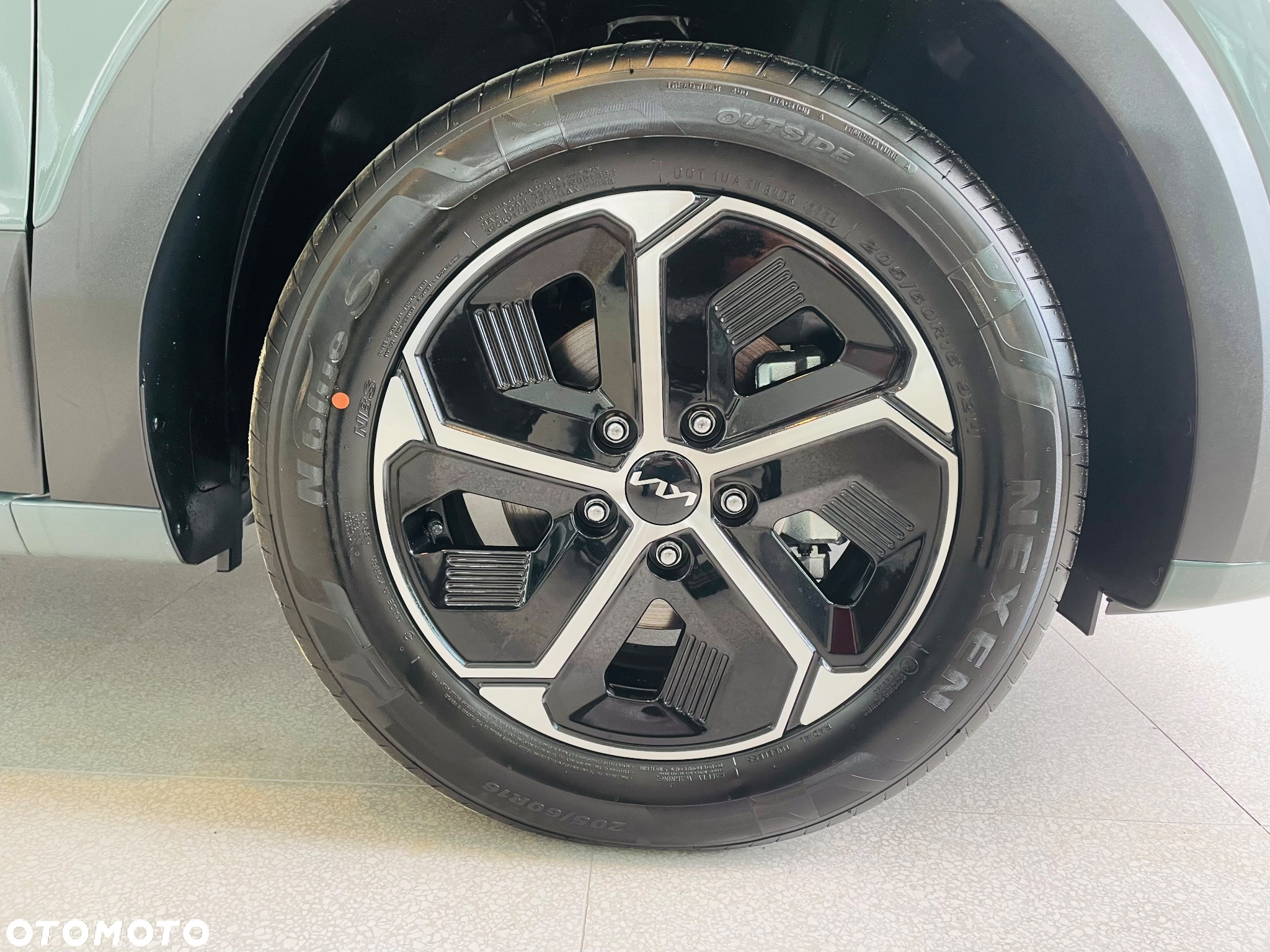 Kia Niro 1.6 GDI Hybrid M - 11