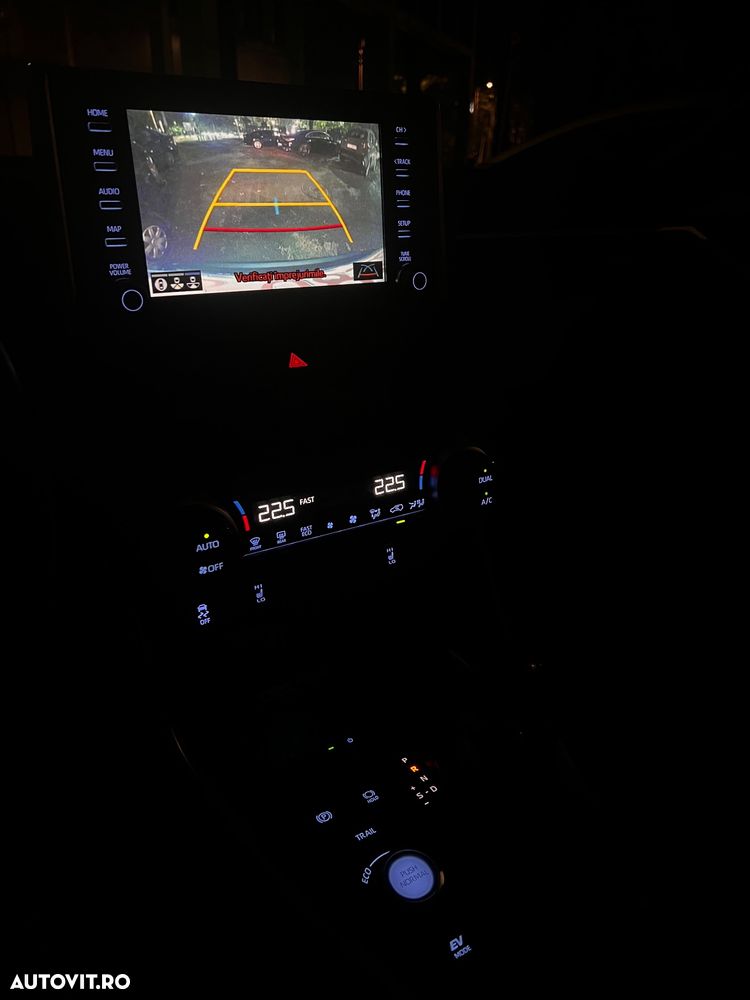Toyota RAV4 2.5 Hybrid VVT-iE 4x4 Luxury - 38