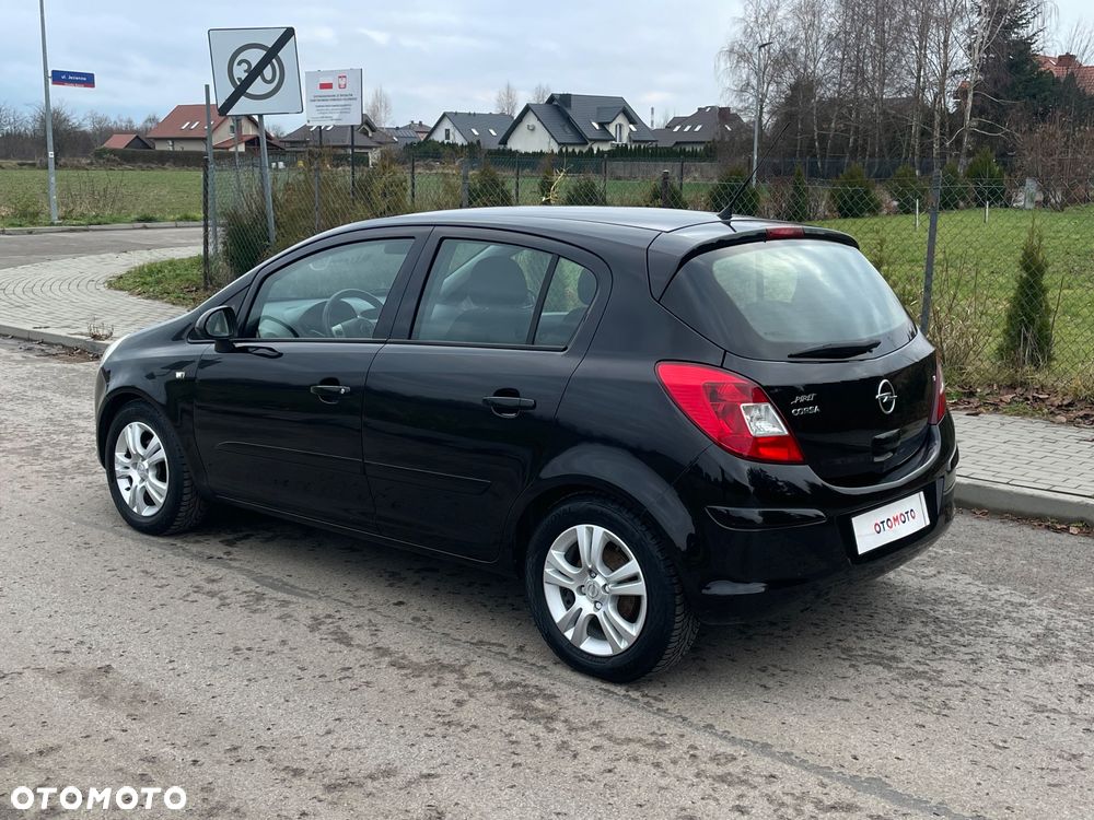 Opel Corsa 1.2 16V - 37