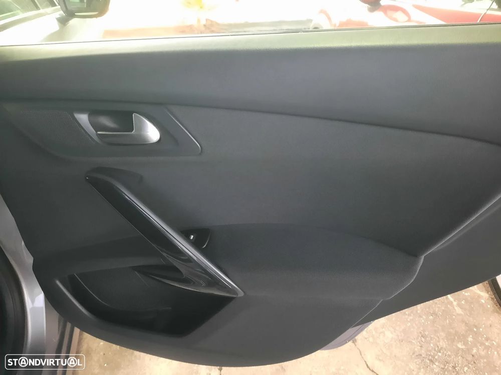 Peugeot 508 SW 1.6 BlueHDi Active - 33