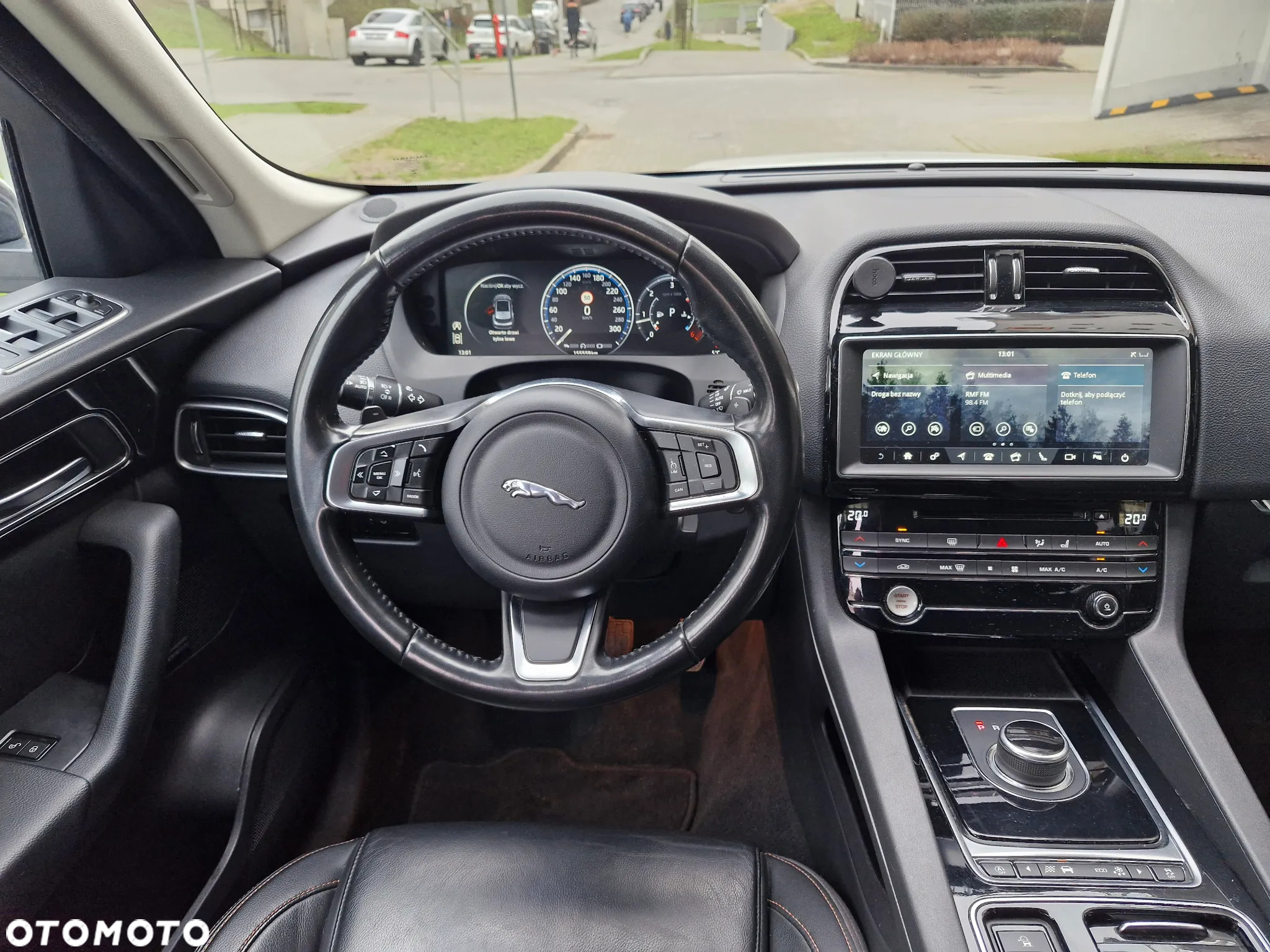 Jaguar F-Pace 2.0 i4D AWD Prestige - 9
