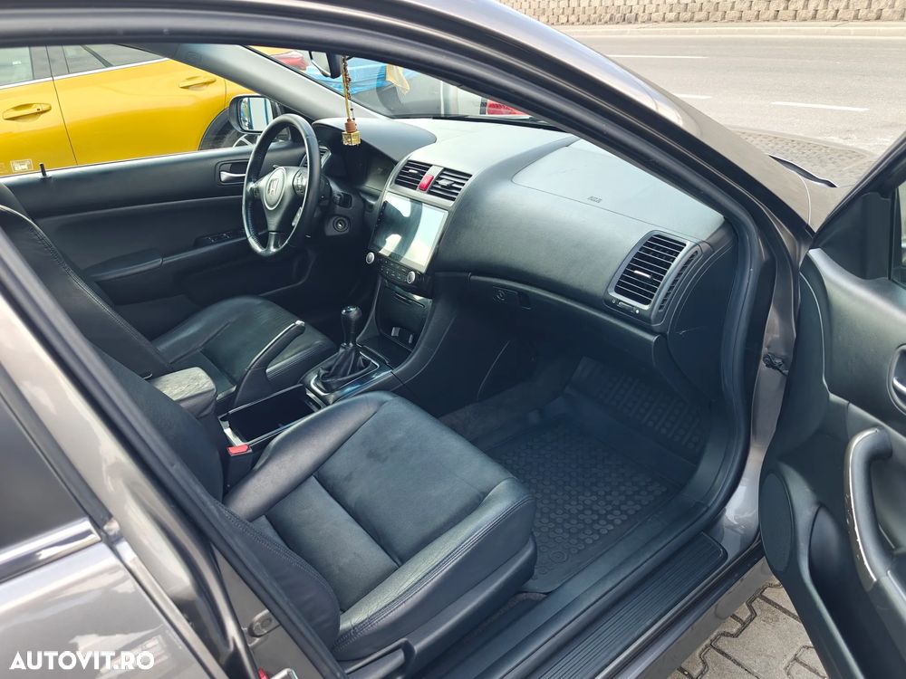Honda Accord 2.0 i Tourer ES - 8
