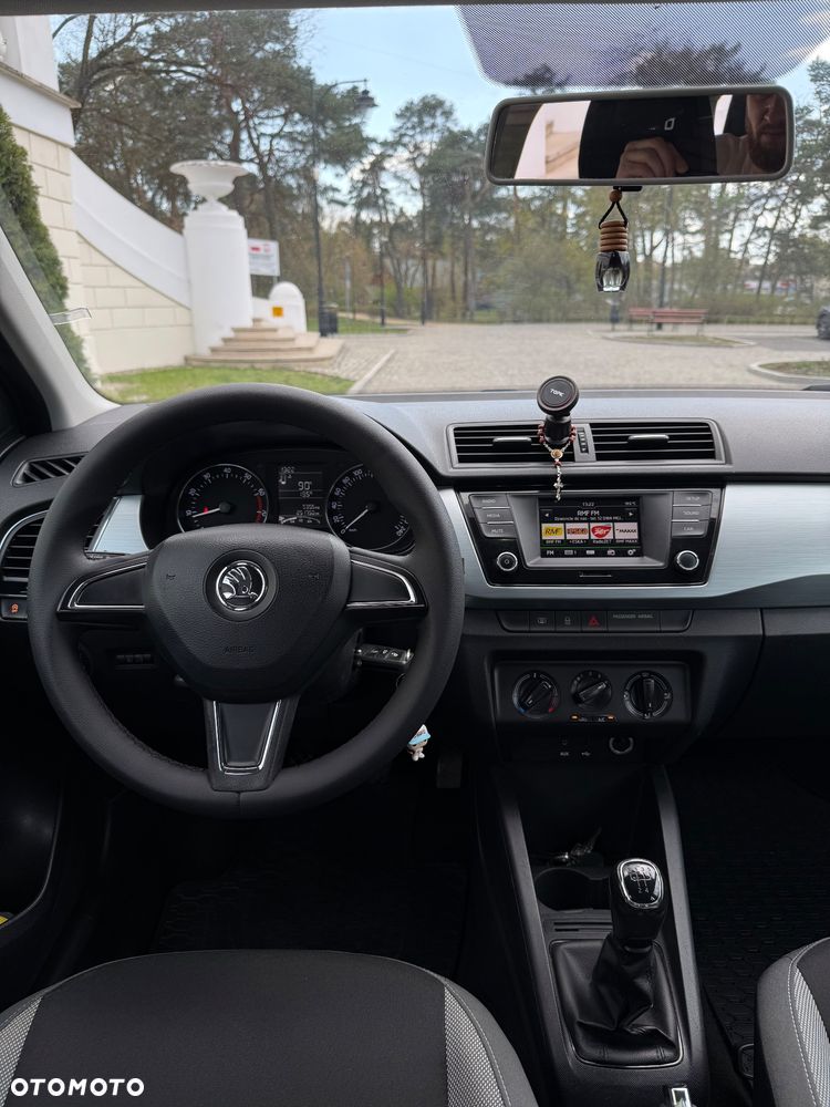 Skoda Fabia 1.2 TSI Active - 24