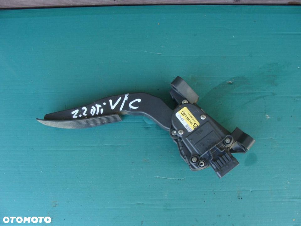 PEDAŁ GAZU OPEL VECTRA C SIGNUM 2.2 DTI CF - 1