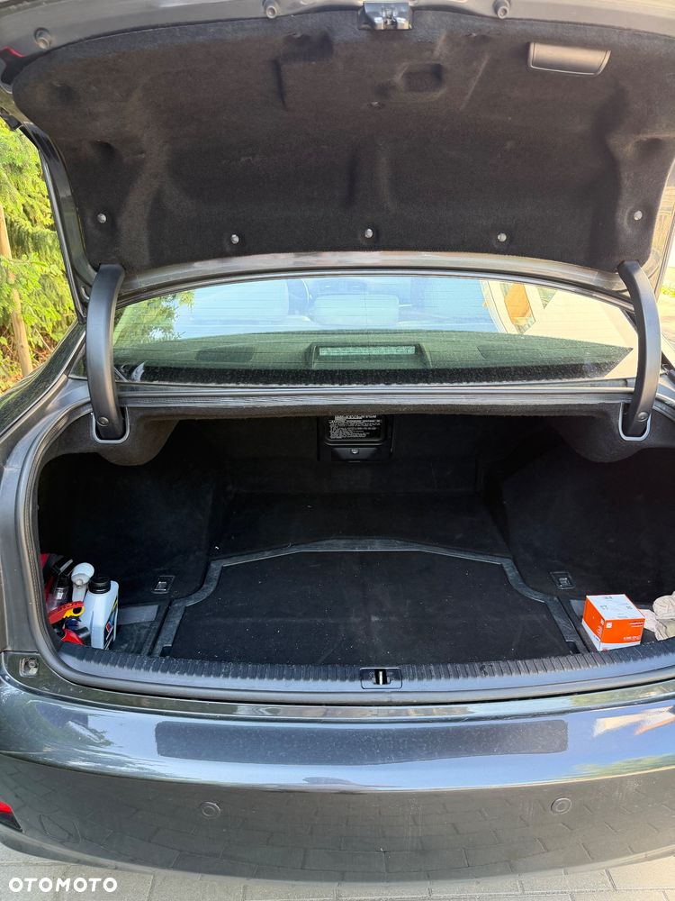 Lexus IS 220 D Prestige - 25