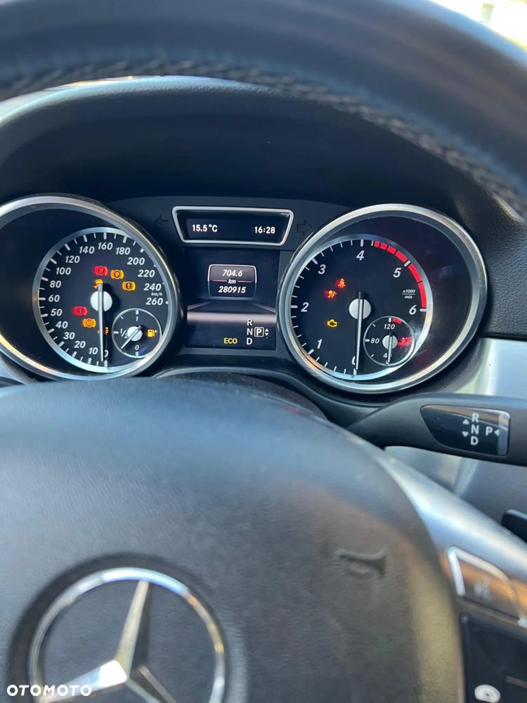 Mercedes-Benz ML - 7