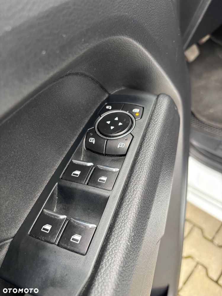 Volkswagen Amarok 2.0 TDI 4Mot - 23