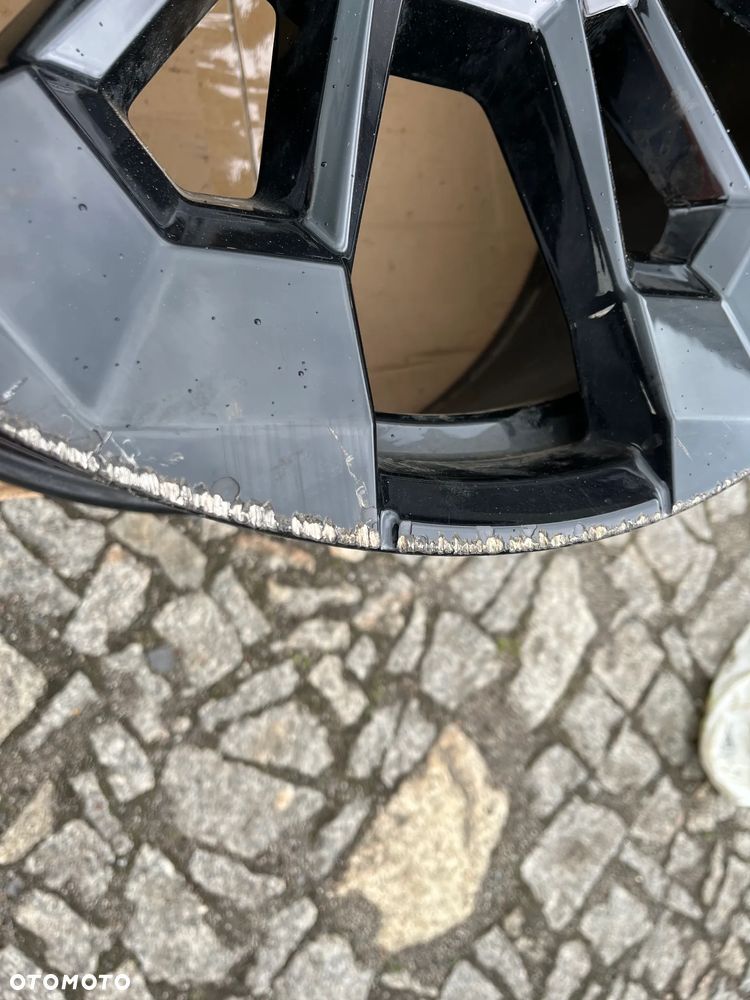 Felga 10 x 23 IS 22 BMW XM 5x120 1szt. 1543991 - 3