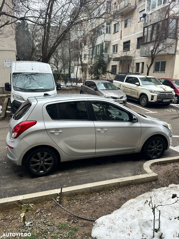 Hyundai i20 1.2 Comfort - 4