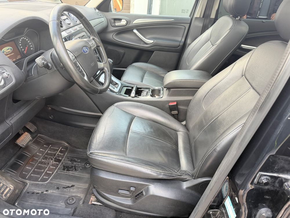 Ford S-Max - 7