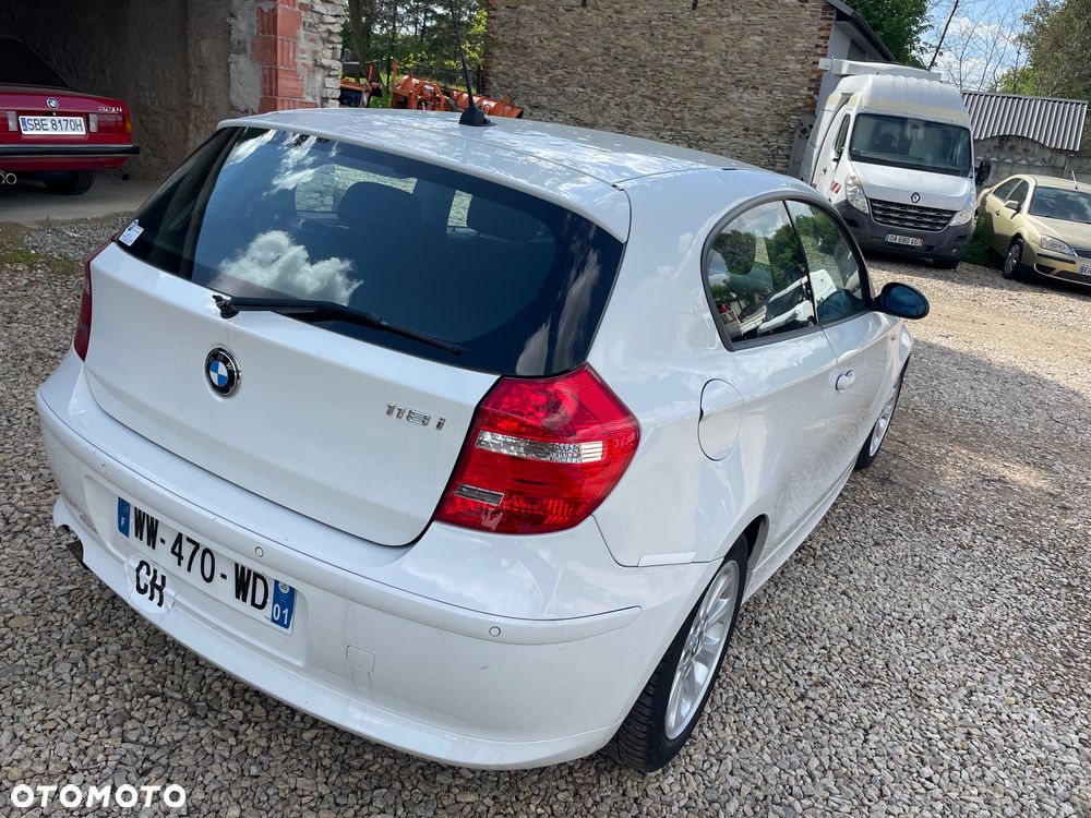 BMW Seria 1 - 21