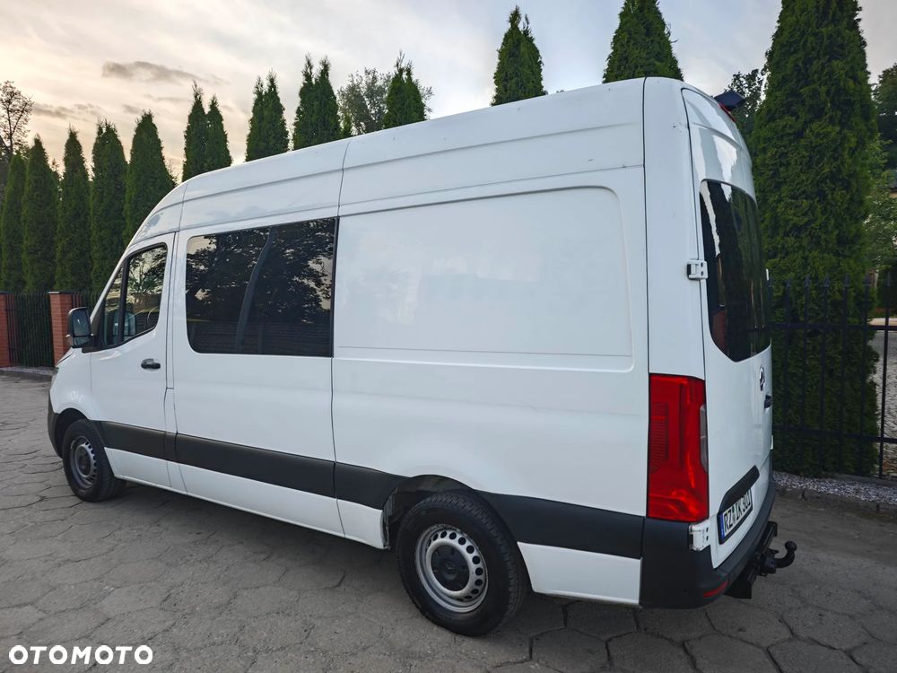 Mercedes-Benz Sprinter - 4