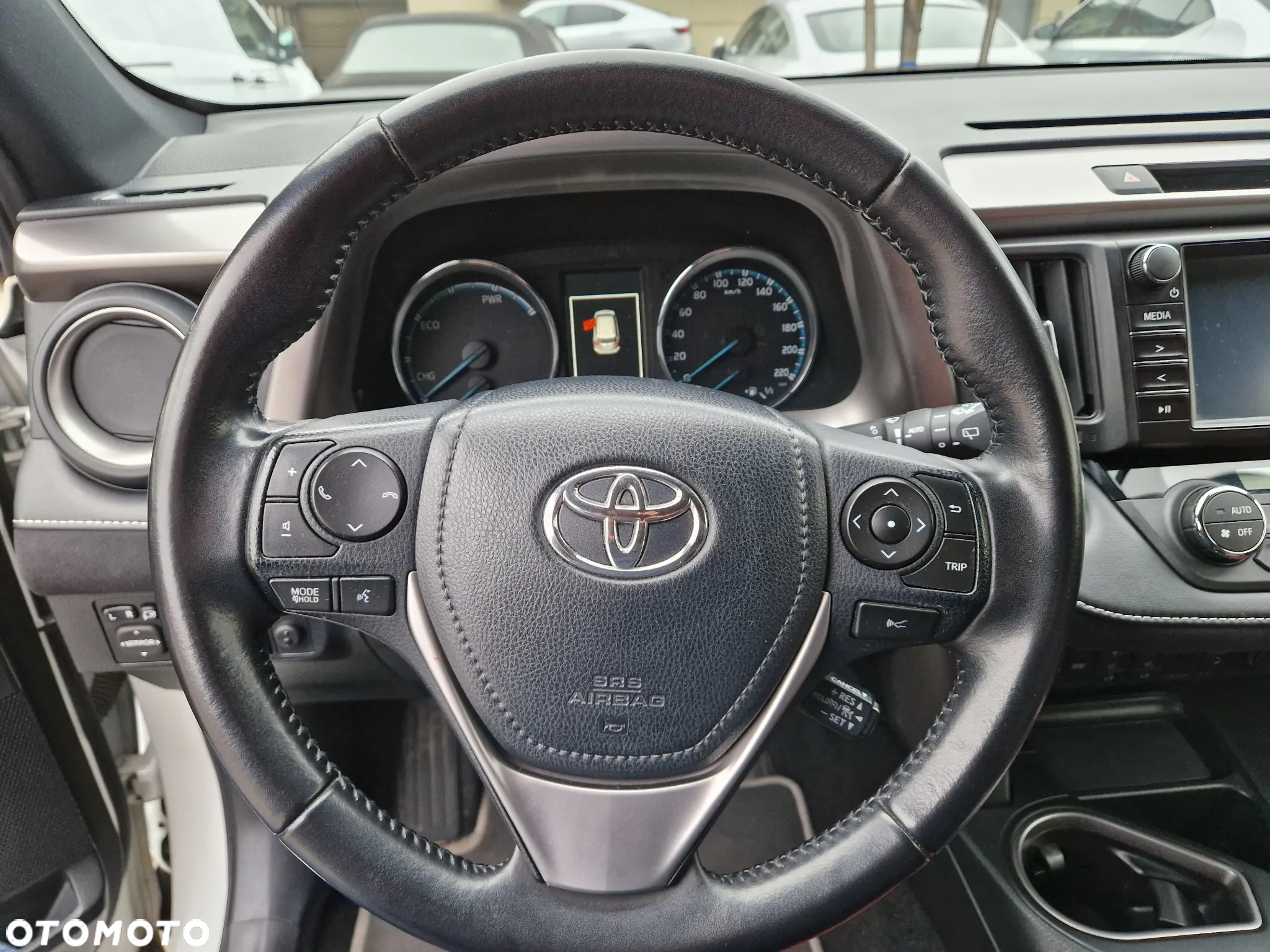 Toyota RAV4 Hybrid Style 4x2 - 11