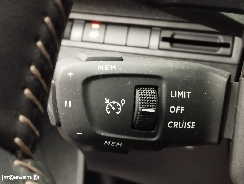 Peugeot 5008 1.5 BlueHDi Active Pack EAT8 - 27