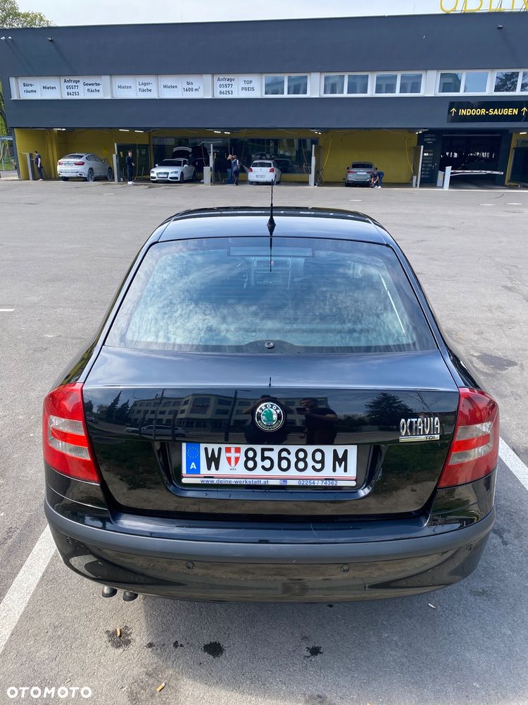Skoda Octavia 1.9 TDI Classic DSG - 7