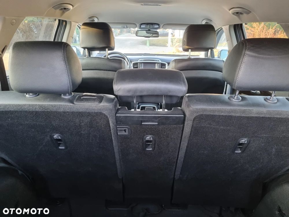 Kia Sorento - 24