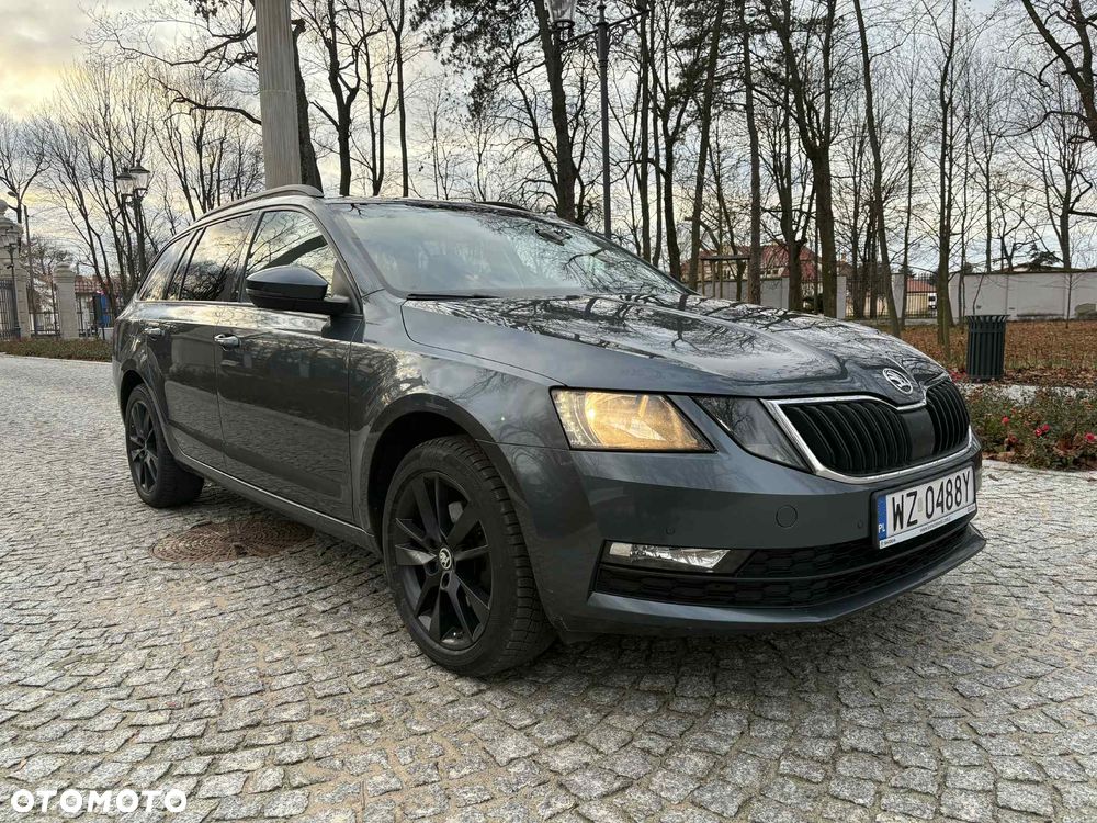 Skoda Octavia 2.0 TDI SCR Ambition DSG - 2