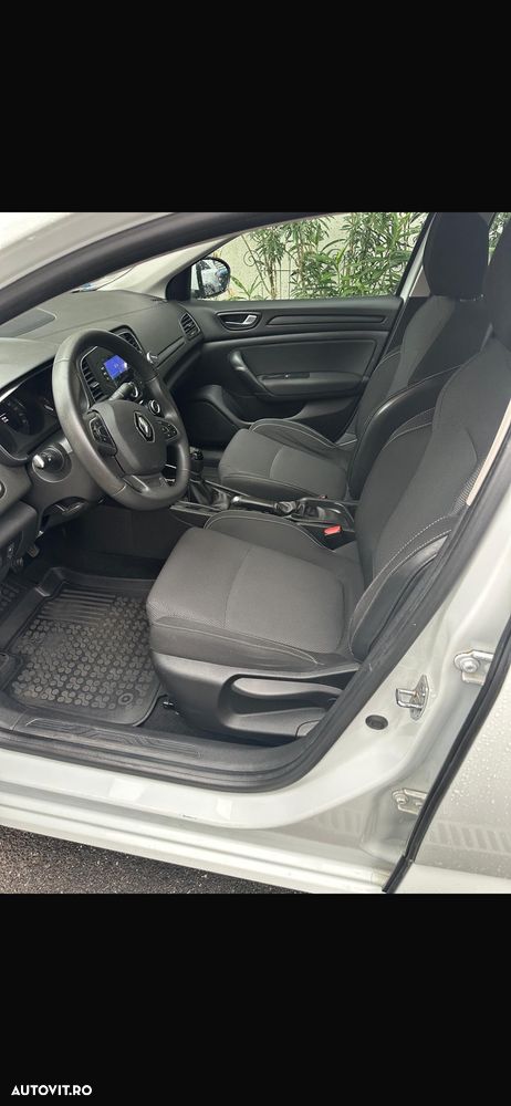 Renault Megane TCe GPF Business - 8