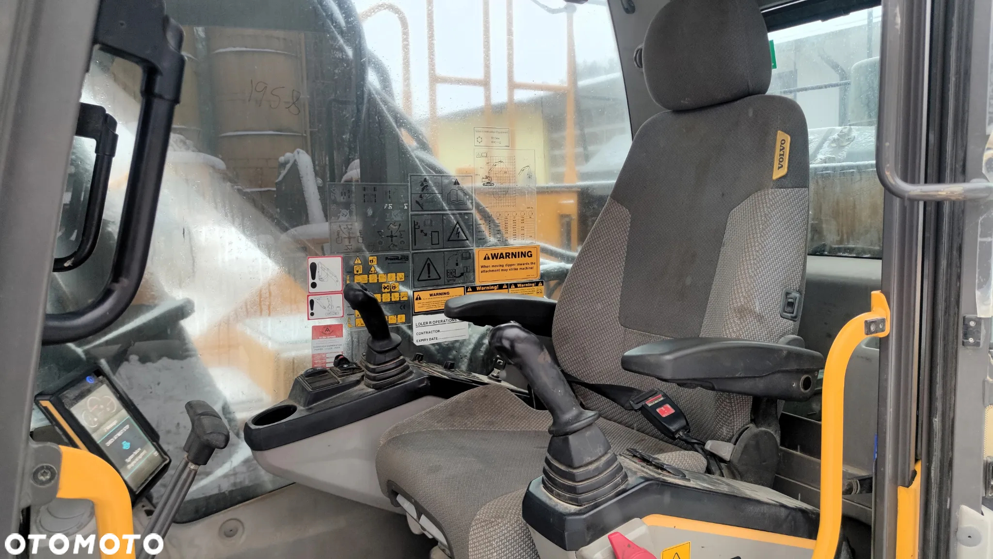 Volvo EC 250 EL - 6