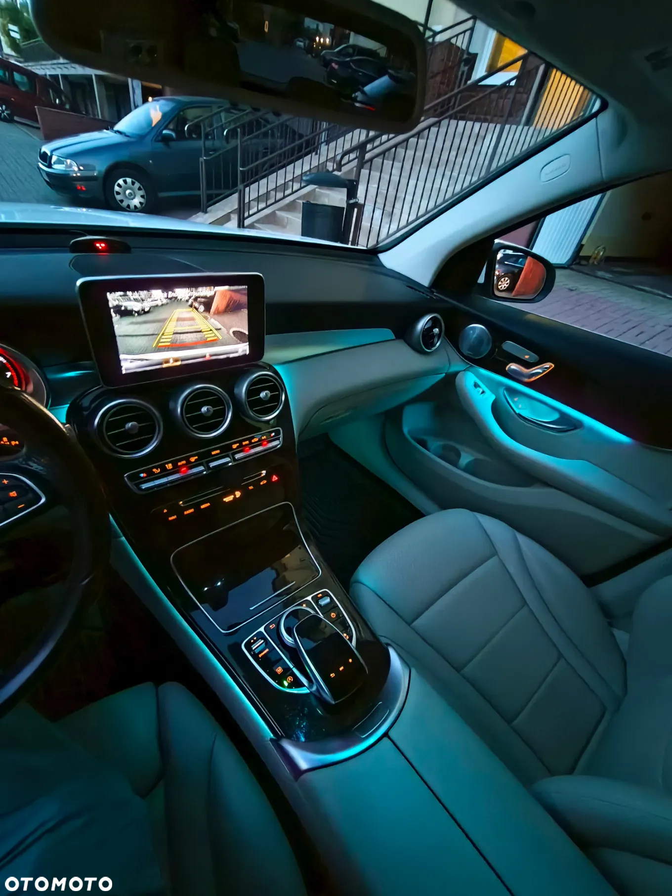 Mercedes-Benz GLC - 23