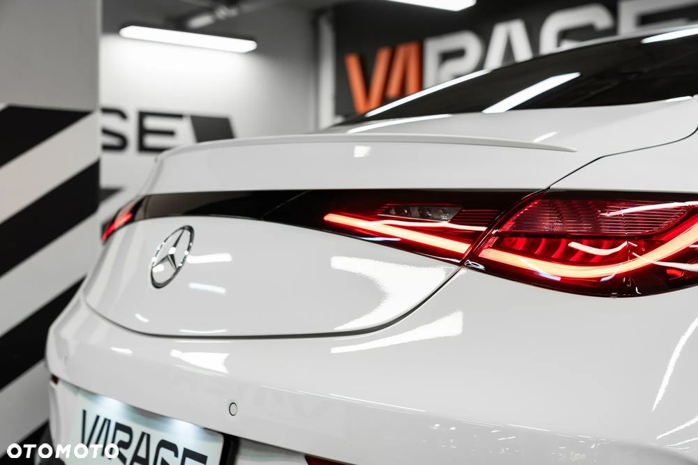 Mercedes-Benz CLE 300 mHEV 4-Matic AMG Line - 21