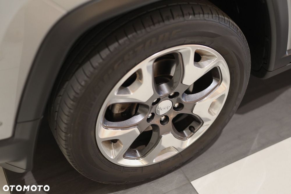 Jeep Compass - 27