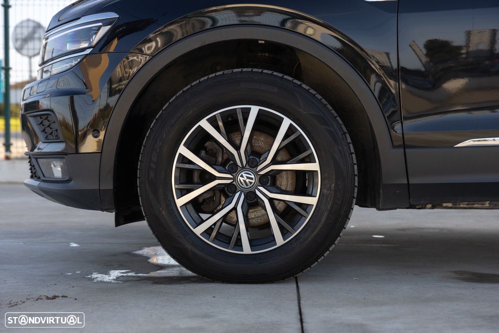 VW Tiguan Allspace 2.0 TDI Confortline DSG - 25