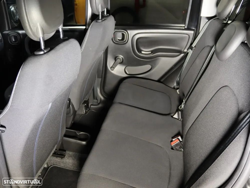 Fiat Panda 1.0 Hybrid City Cross - 11