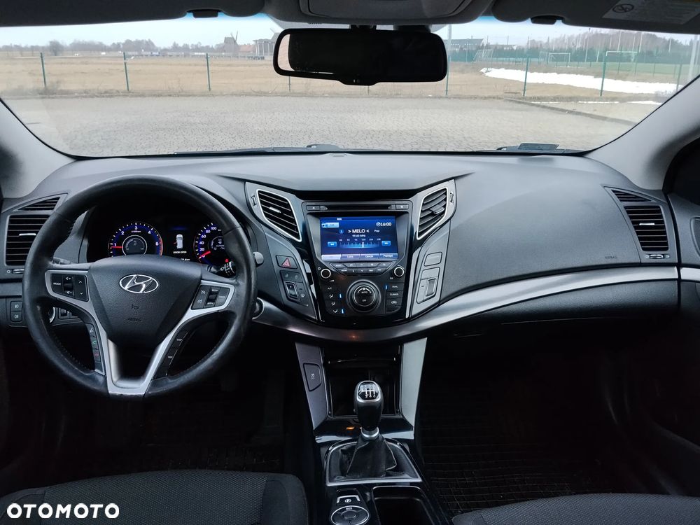 Hyundai i40 Kombi 1.7 CRDi Style - 9