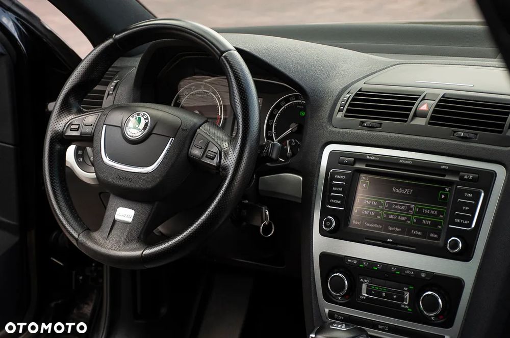 Skoda Octavia 2.0 TDI CR DPF DSG RS - 7