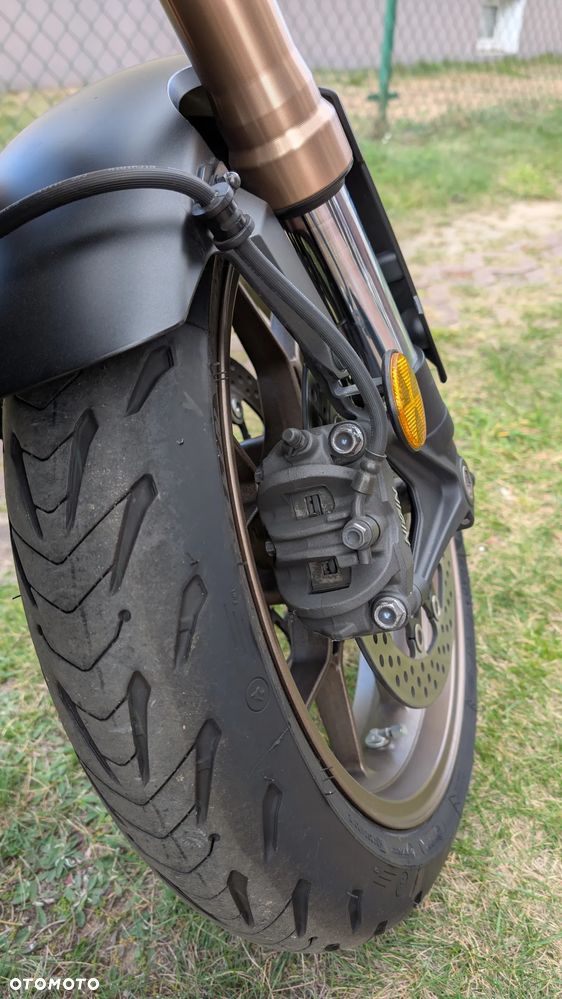 Honda CB - 23