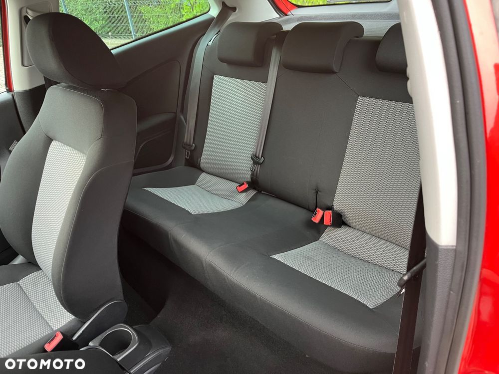 Volkswagen Polo 1.6 TDI Comfortline - 13