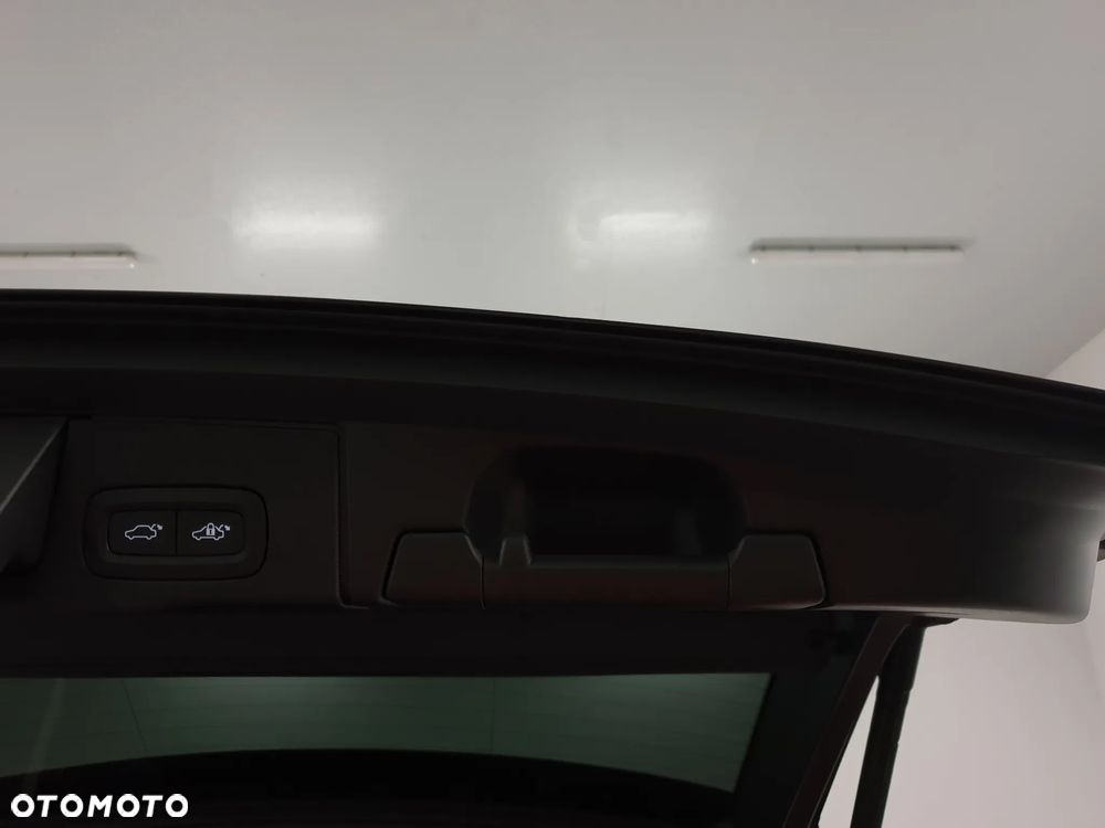 Volvo XC 60 B4 D Geartronic Inscription - 36