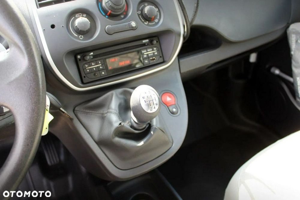 Renault Kangoo Maxi Van Furgon L2 - 18