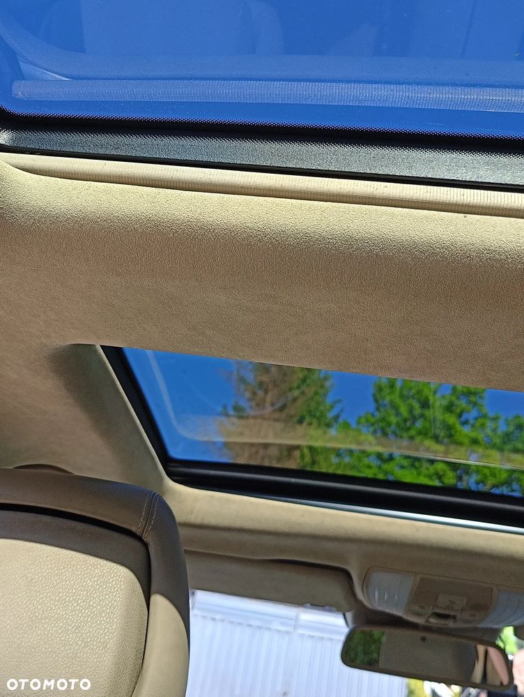 Mercedes-Benz Klasa E 350 CDI BlueEff Avantgarde - 9