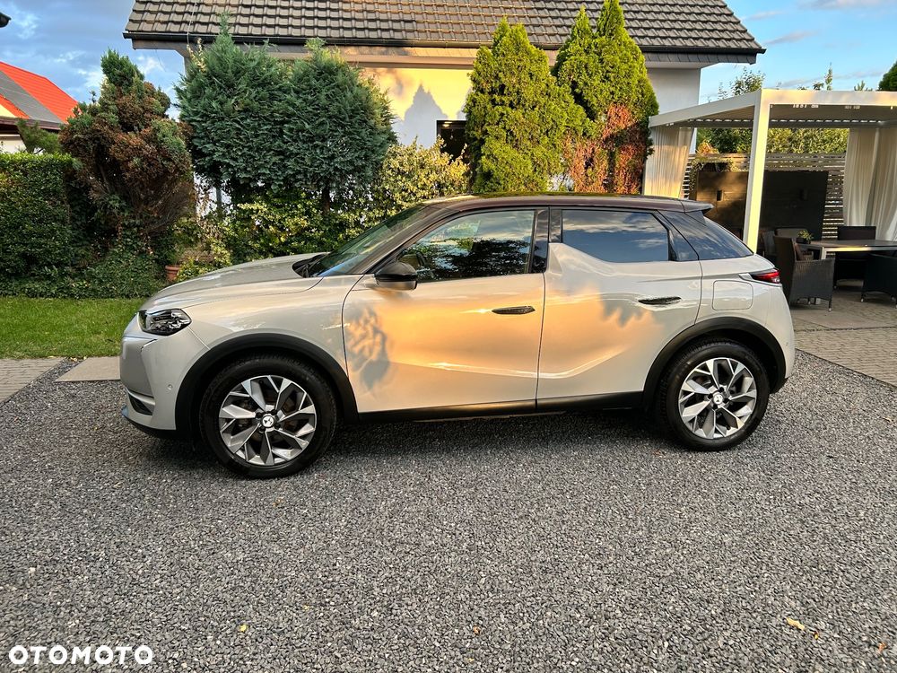 DS Automobiles DS 3 Crossback Crossback PERFORMANCE LINE + - 4