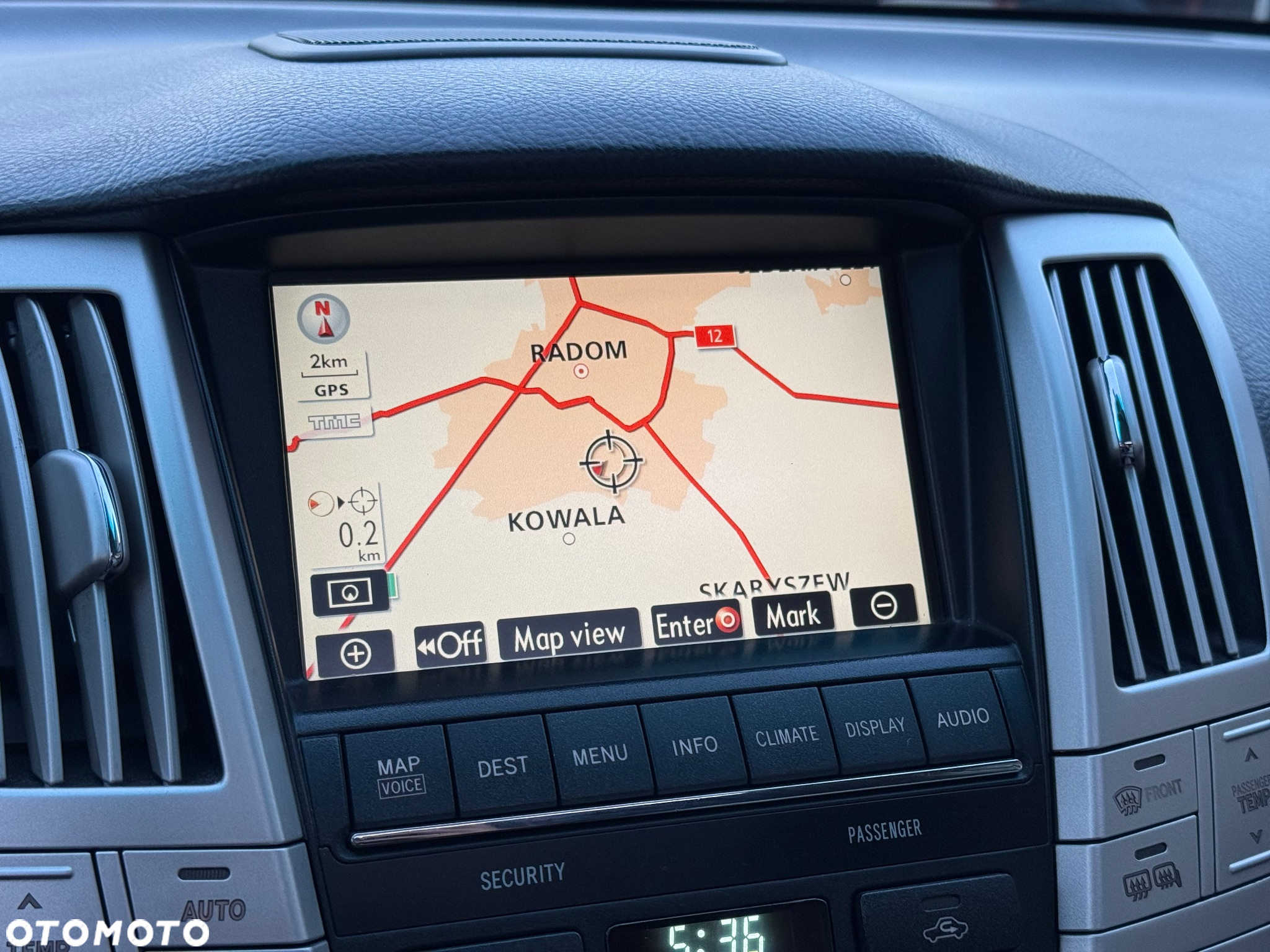 Lexus RX - 26