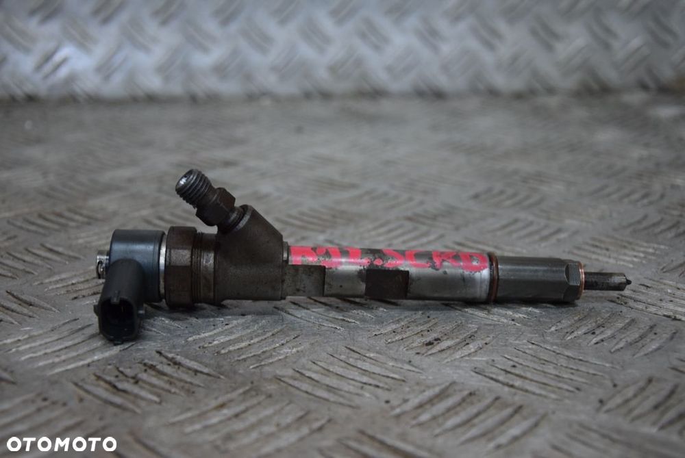 JEEP LIBERTY KJ 2.5 CRD WTRYSK WTRYSKIWACZ - 2