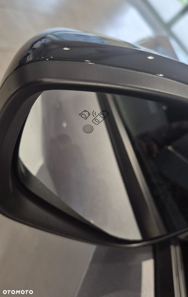 Peugeot 2008 PureTech 130 Allure S&S EAT8 - 32